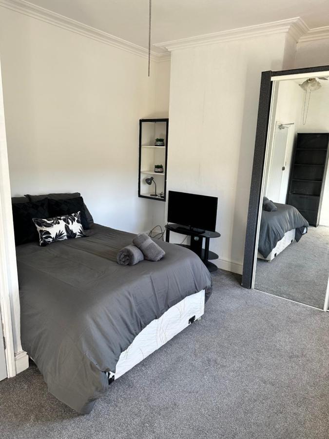 Tiye Estates Short Stay Stoke-on-Trent Esterno foto
